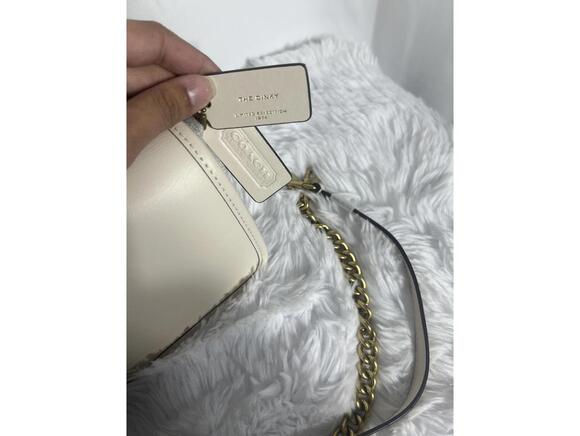 Coach Ivory Leather Crossbody Bag with Gold Chain Strap - Picture 7 of 9
